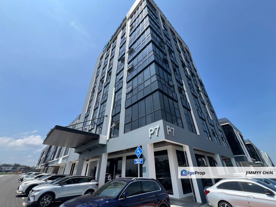 Cheap/ Nbcc tower/ Building for rent/ 3023 sqft/ face to main road, Sarawak, Kuching