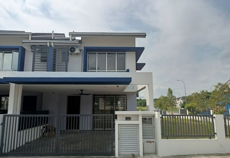 Laman Anggerik, Nilai Impian