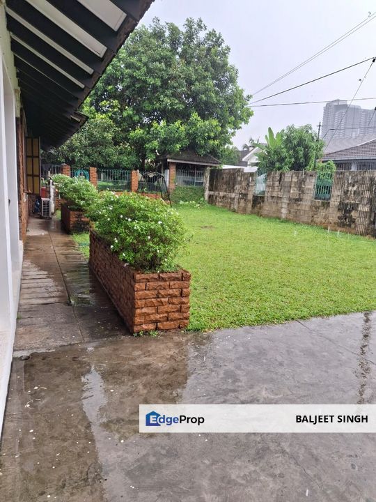 Bungalow Single Storey  Spacious, Selangor, Petaling Jaya