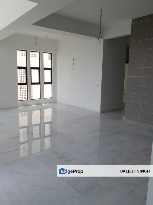 LUXURY AT ITS PEAK- 4 STOTEY SEMI-D FOR SALE, Selangor, Subang Jaya