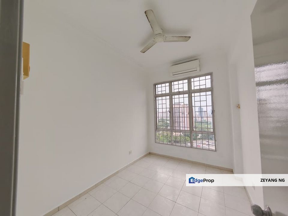 Impian Heights Below Market Price High Floor Corner & Unblocking Sale, Selangor, Puchong