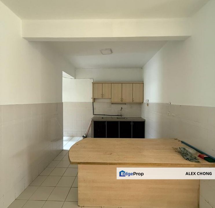 Villa Damansara Terrace for sale, Kota Damansara nearby amenities, Selangor, Kota Damansara