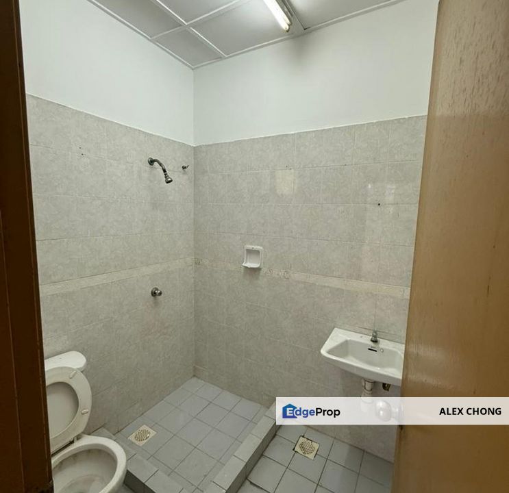 Villa Damansara Terrace for sale, Kota Damansara nearby amenities, Selangor, Kota Damansara