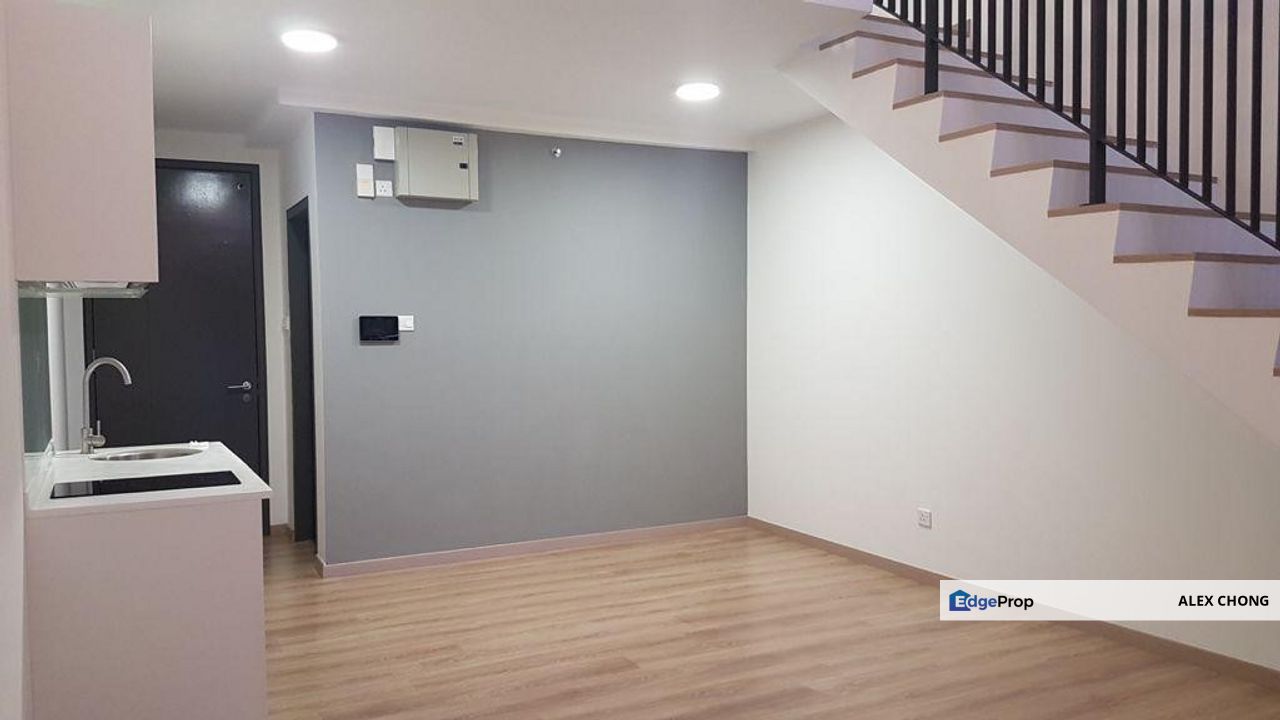 Emporis Kota Damansara Partial Furnished Unit For Sale, Selangor, Kota Damansara