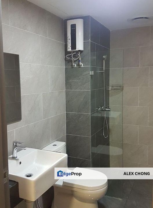 Emporis Kota Damansara Partial Furnished Unit For Sale, Selangor, Kota Damansara