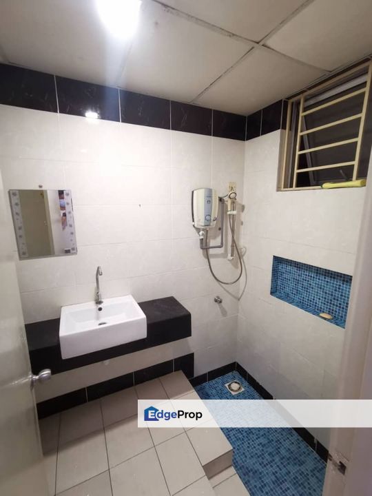 Cheapers Unit Below Market Pv8, Kuala Lumpur, Setapak