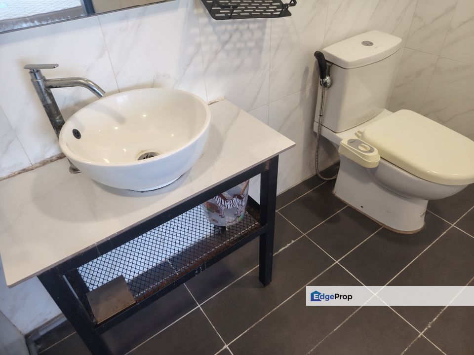 Crown tower empire city , Selangor, Petaling Jaya