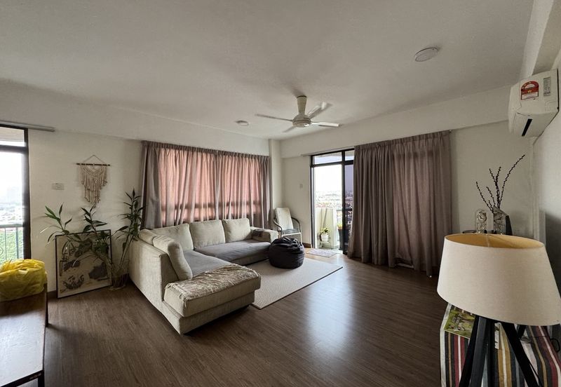 Mutiara Oriental Condominium