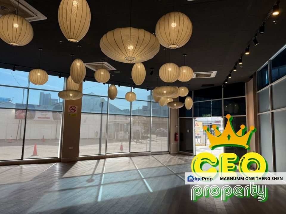 Ground Floor F&B outlet at Air Itam Tourist Hotspot Walking distance to Kek Lok Si, Penang, Ayer Itam