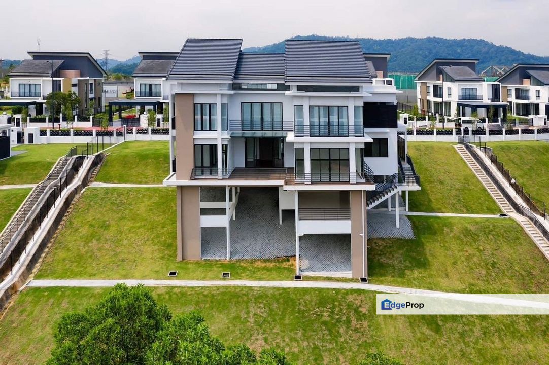 Sebayu Hill Villas, Bandar Seri Putra, Selangor, Kajang