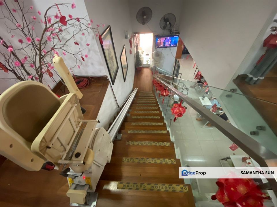 Cheras Taman Taynton View 2sty Bungalow House For Sale, Kuala Lumpur, Cheras