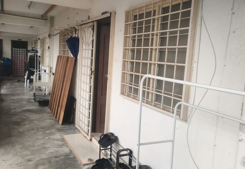 Bandar Tasik Selatan Low Cost Flat
