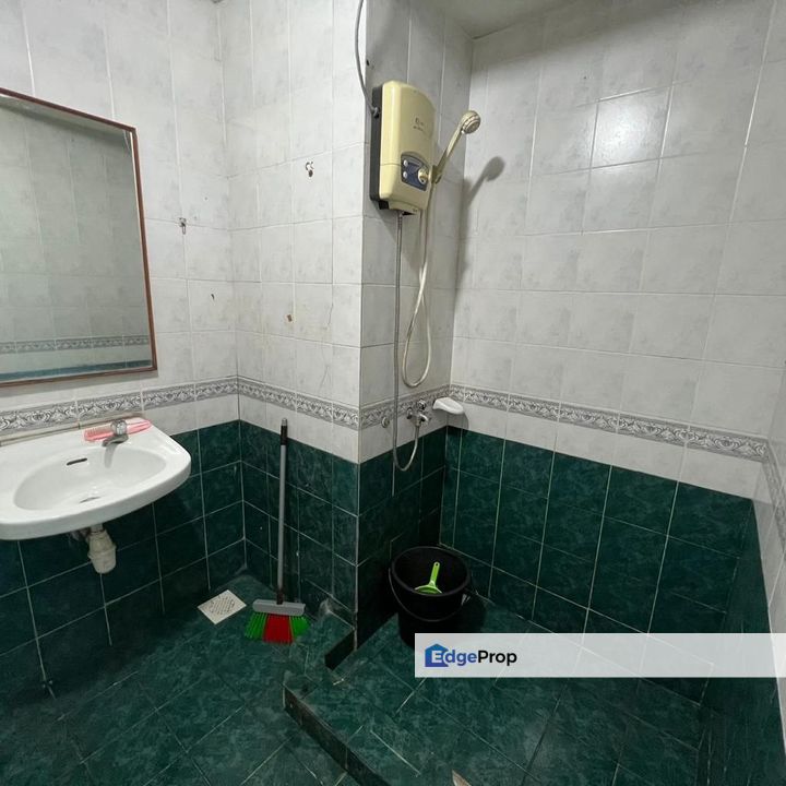 Aster court , Johor, Johor Bahru