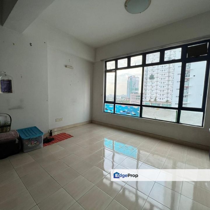 Aster court , Johor, Johor Bahru