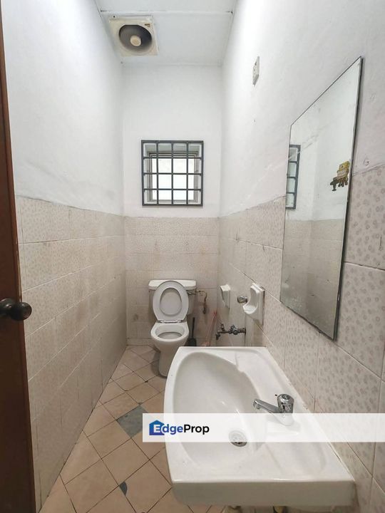 Taman gaya house for sale , Johor, Ulu Tiram