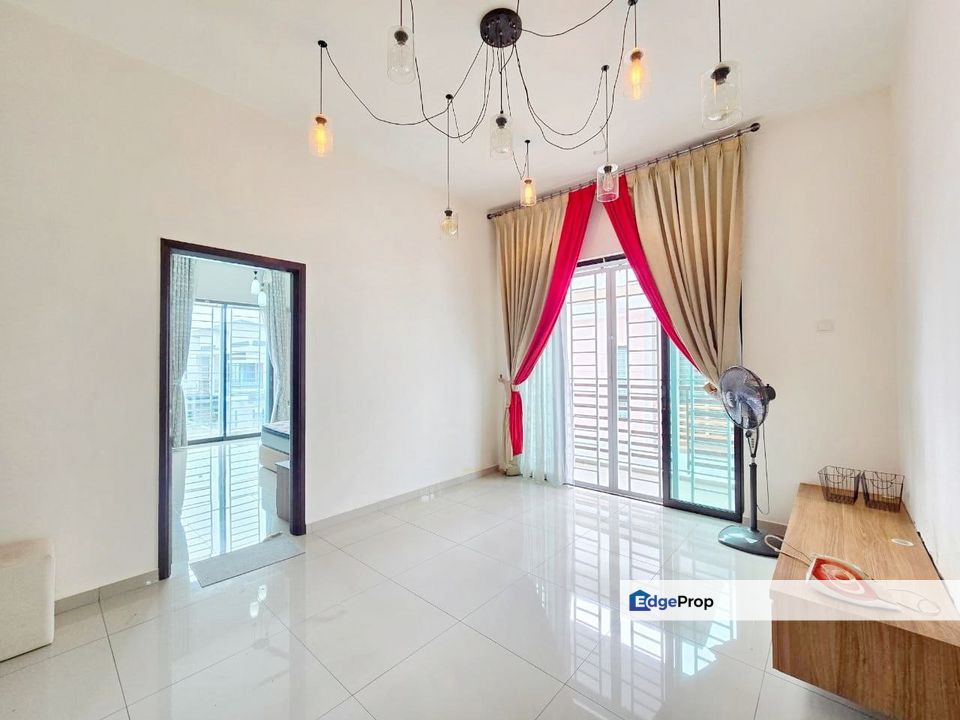 Bandar baru SERI ALAM house for sale , Johor, Masai