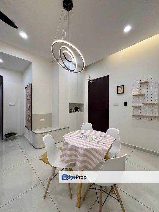 Danga Bay kingsbay @ country garden danga bay  I 2B2B RM 2399 I FULLY FURNISHED I NICE RENO, Johor, Johor Bahru