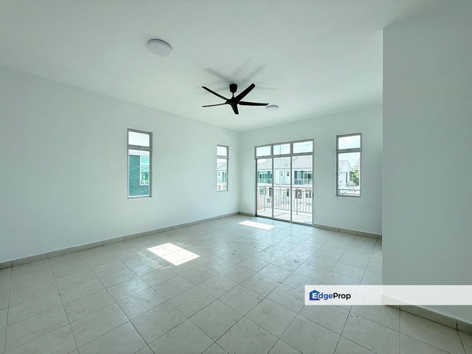 Pulai Mutiara 2 Storey Cluster House For Rent Partially Furnished Ready Move In, Johor, Kangkar Pulai