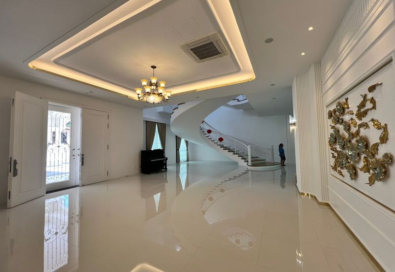 Batu Ferringhi Luxury 3-Storey Bungalow, Land 13,628sqft, RM10M
