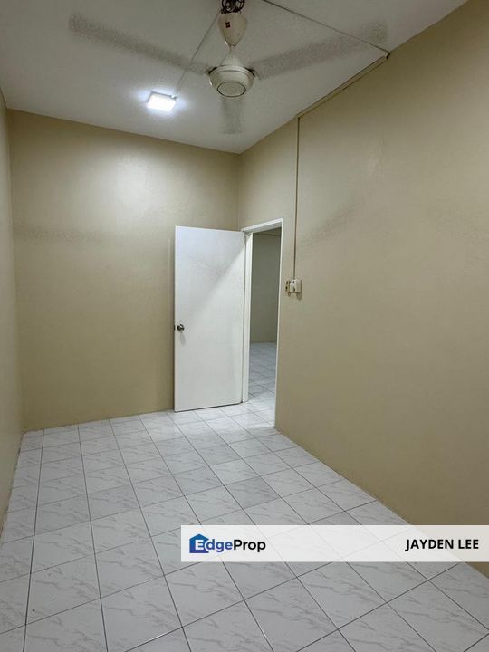[FULL LOAN+CASH BACK 30K] Palm Terrace at Bandar Kinrara Puchong Below Market, Selangor, Bandar Kinrara Puchong