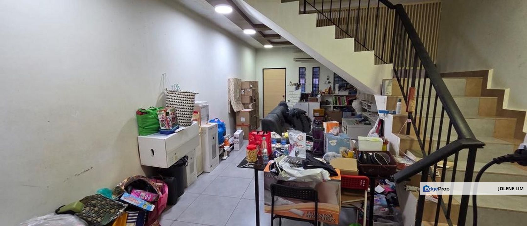 Taman Putri Jaya Three Storey Terrace House, Selangor, Batu 9th Cheras