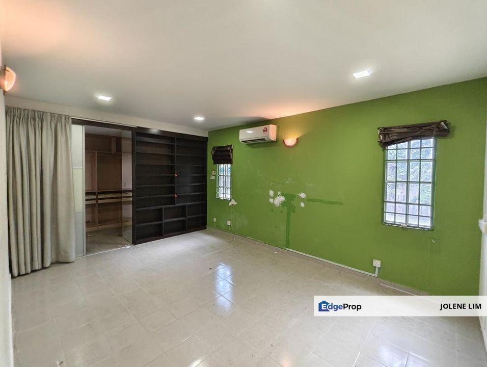 Taman Putri Jaya Double Sty Terrace House, Selangor, Batu 9th Cheras