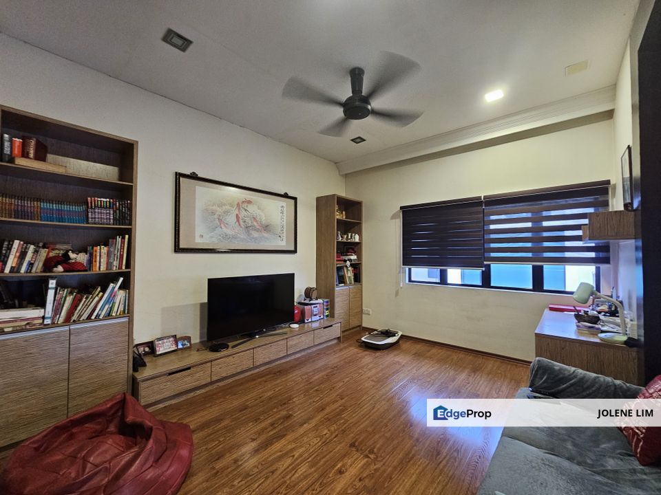 The Peak Three Sty Semi D, Selangor, Batu 9th Cheras