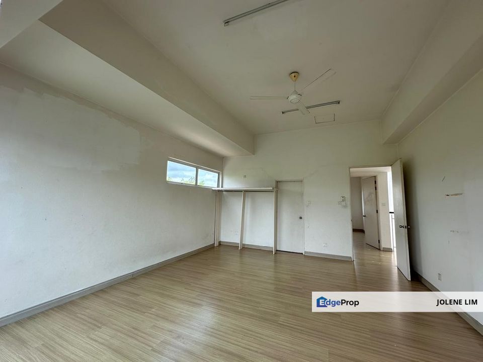 Taman Nadayu CORNER Three Sty Superlink, Selangor, Kajang