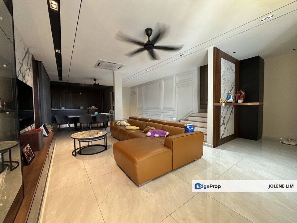 Bandar Mahkota Cheras CORNER Townhouse, Selangor, Cheras