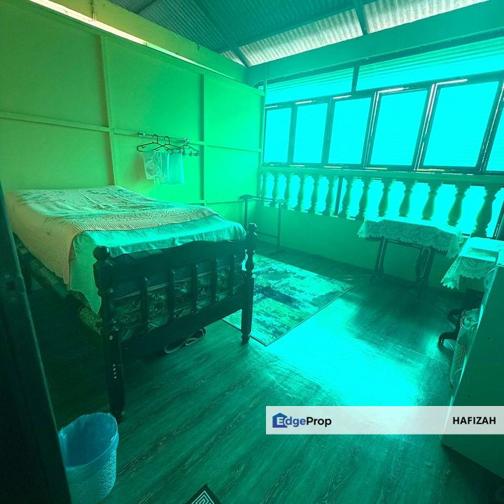 Rumah Below market - Bungalow at Bandar Penawar, near Desaru Beach, Johor, Kota Tinggi