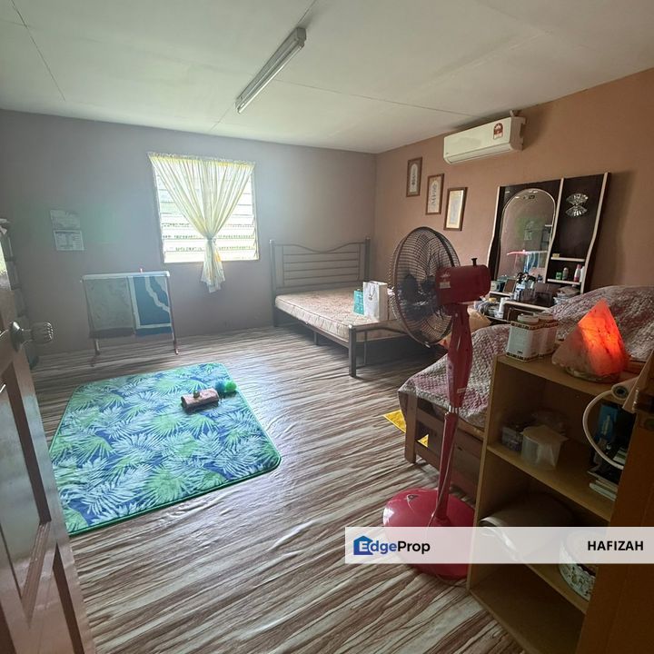 Rumah Below market - Bungalow at Bandar Penawar, near Desaru Beach, Johor, Kota Tinggi