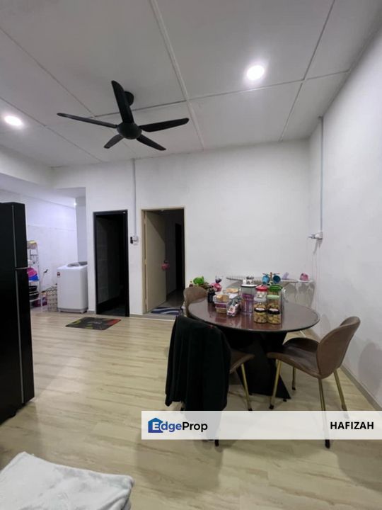 Rumah below market - SSTH at Taman Universiti, Skudai Johor freehold, Johor, Skudai