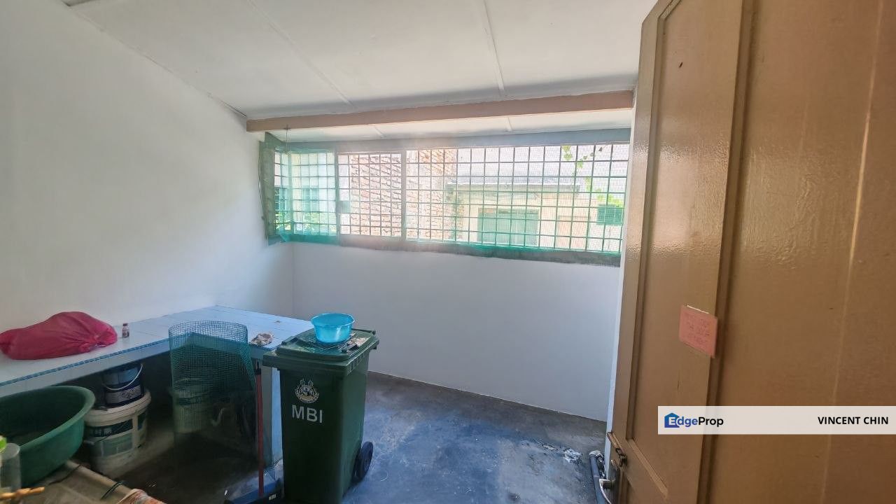 Pekan Razaki @ Gunung Rapat, Ampang. Double Storey House for sale, Perak, Ipoh