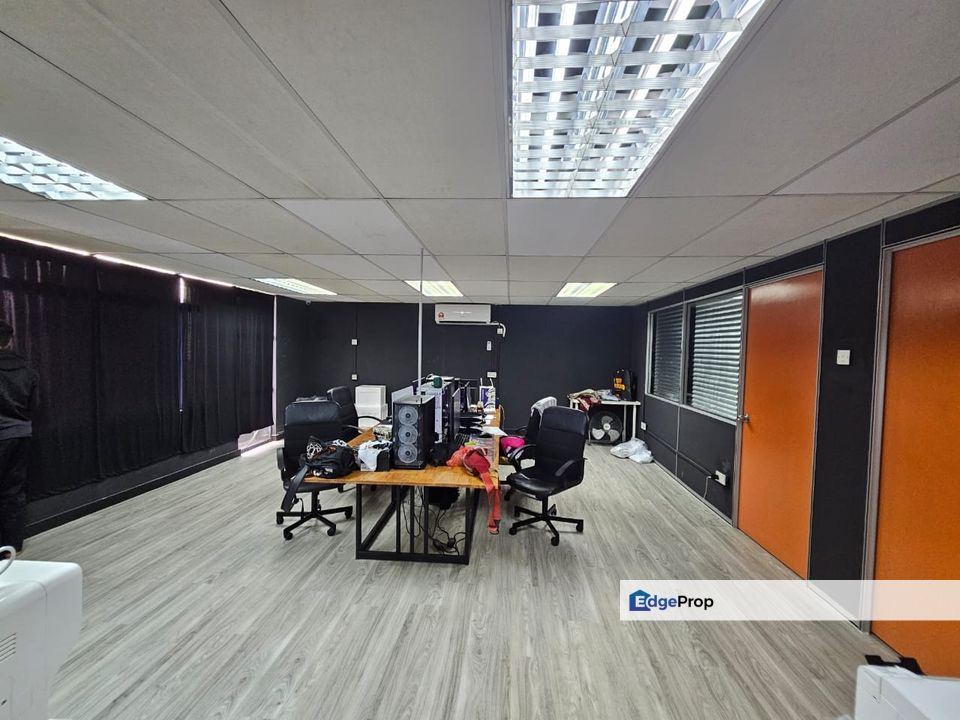 Freehold link warehouse Hicom Glenmarie industrial Park for sale , Selangor, Shah Alam