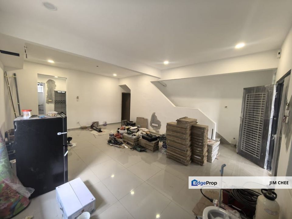 Taman Universiti Skudai 2 Storey End Lot Terrace For Sales, Johor, Skudai