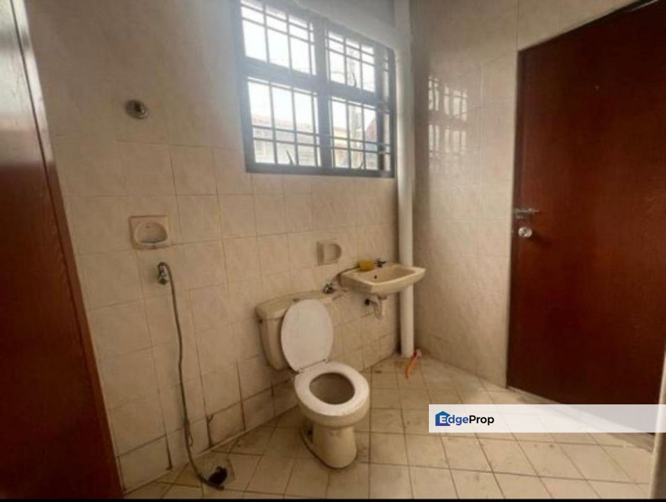 Taman Desa Cemerlang 2 Storey Terrace For Rent, Johor, Ulu Tiram