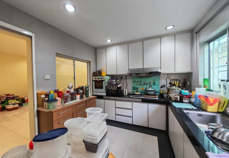 Taman Kinrara Seksyen 5