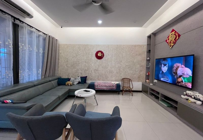 Tiara Hills, Taman Taynton View