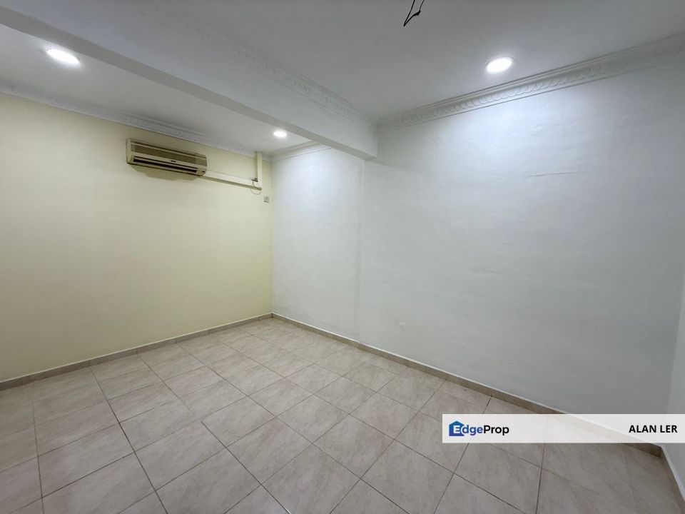 FULLY RENOVATED Single Storey Terrace Bandar Baru Uda, Johor, Johor Bahru