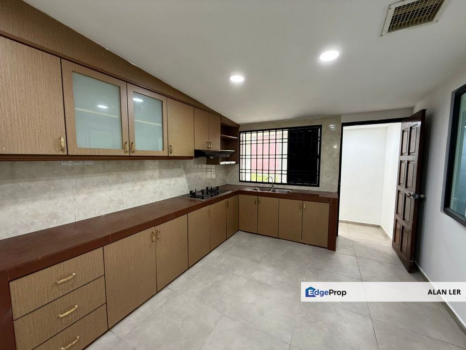 FULLY RENOVATED Single Storey Terrace Bandar Baru Uda, Johor, Johor Bahru
