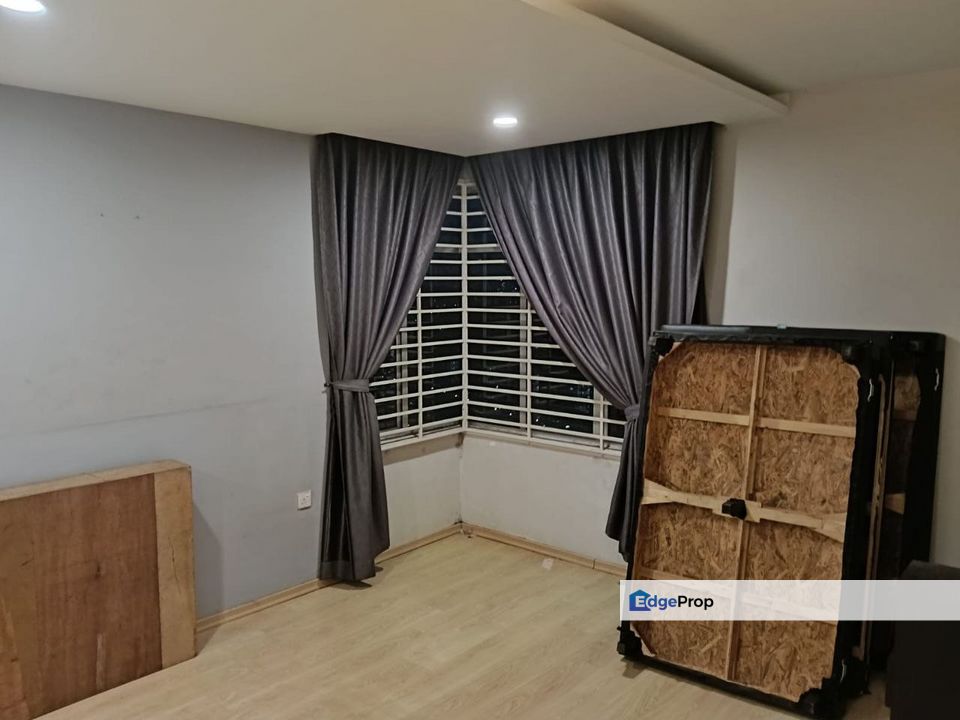Larkin Height Apartment, Larkin, 3 bedrooms, big unit, 2 carparks, Johor, Johor Bahru