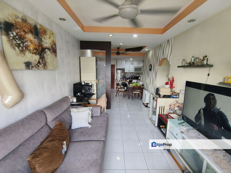 Sri Akasia Apartment, Tampoi Indah, 3 bedrooms, partial, gng, Johor, Tampoi