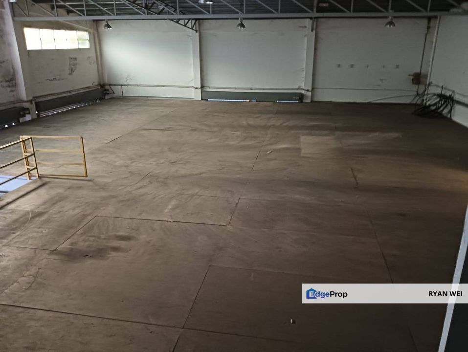 Senai Idaman (INNOPARC) Sextension, come with 10tons overhead crane semi D factory for rent: 
, Johor, Senai