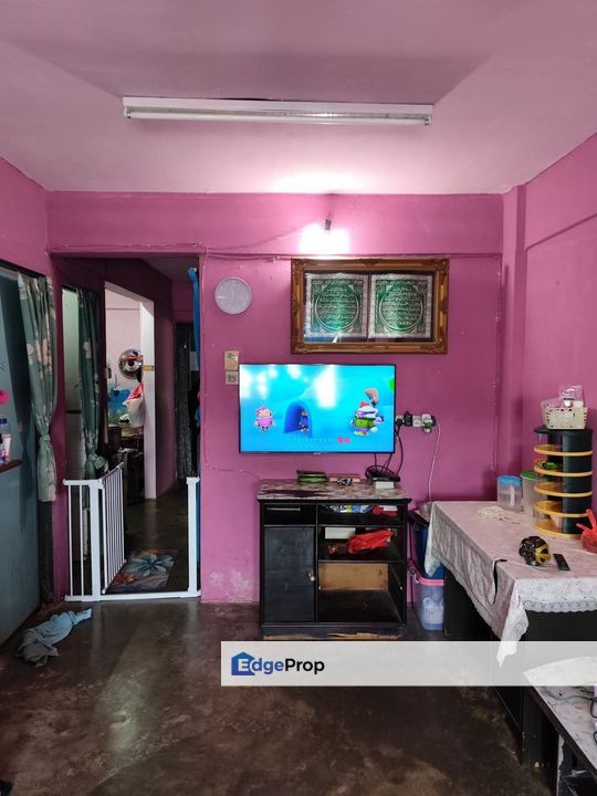 Taman Tun Teja - With Lift - 676sf - 3R1B - Rawang, Selangor, Rawang