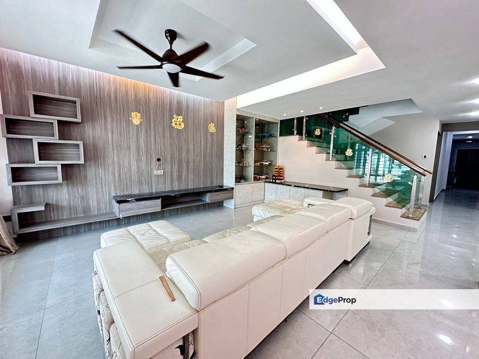 Bukit Rawang Jaya - Full Renovated - 22x75 - 4R4B, Selangor, Rawang