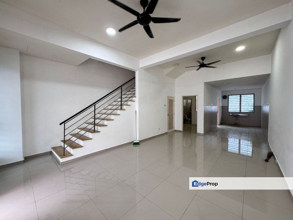 Desa 7 - 18x70 - 4R3B - Bandar Country Homes Rawang, Selangor, Bandar Country Homes