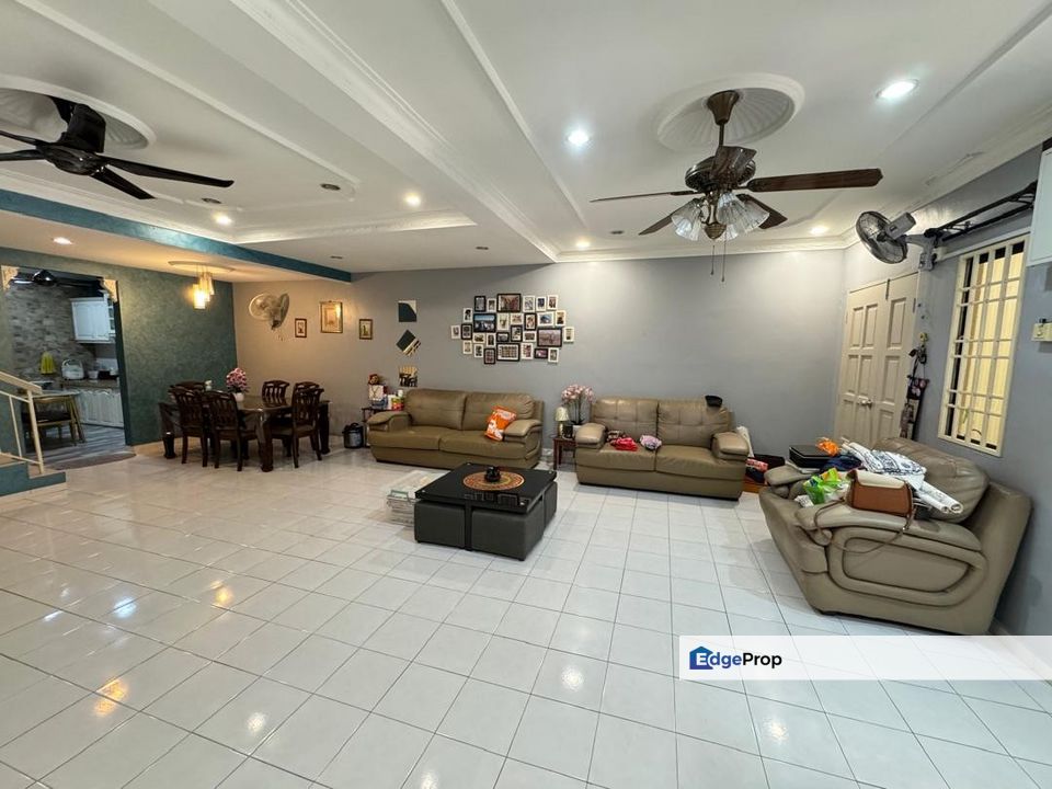 Jalan Qamari U5 - Taman Nusa Subang - 20x70 - 4R3B - Shah Alam, Selangor, Subang