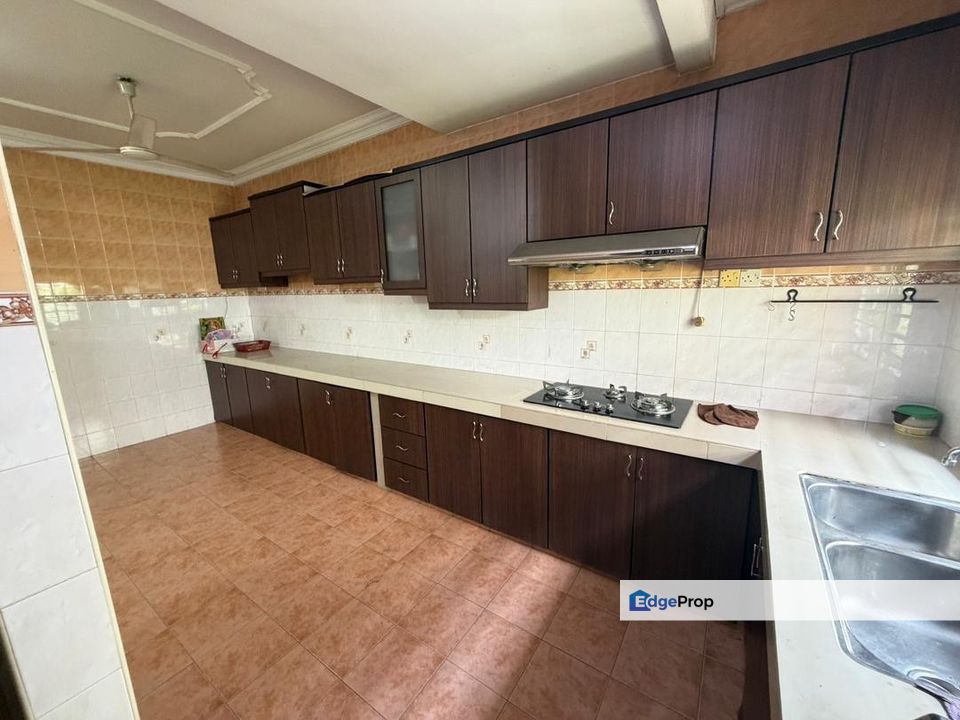 Taman Garing Permai - 20x65 - 4R3B - Rawang, Selangor, Rawang