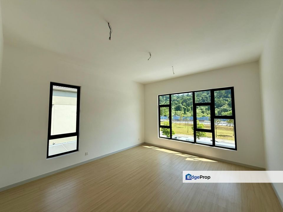 Mallow - Special Unit - Semi D - Facing Empty - 32x86 - Kota emerald, Selangor, Rawang