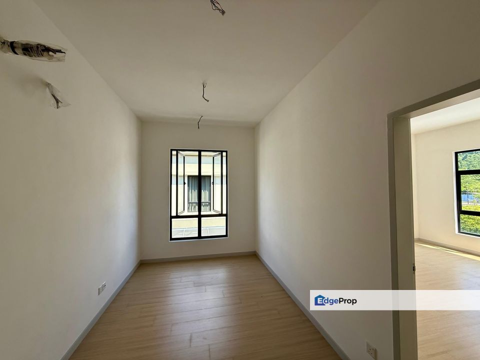 Mallow - Special Unit - Semi D - Facing Empty - 32x86 - Kota emerald, Selangor, Rawang